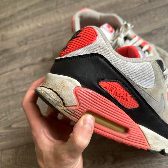 Cooked Vintage 2010 Nike Airmax 90 Grey Red Infrared - Picture 3 of 8